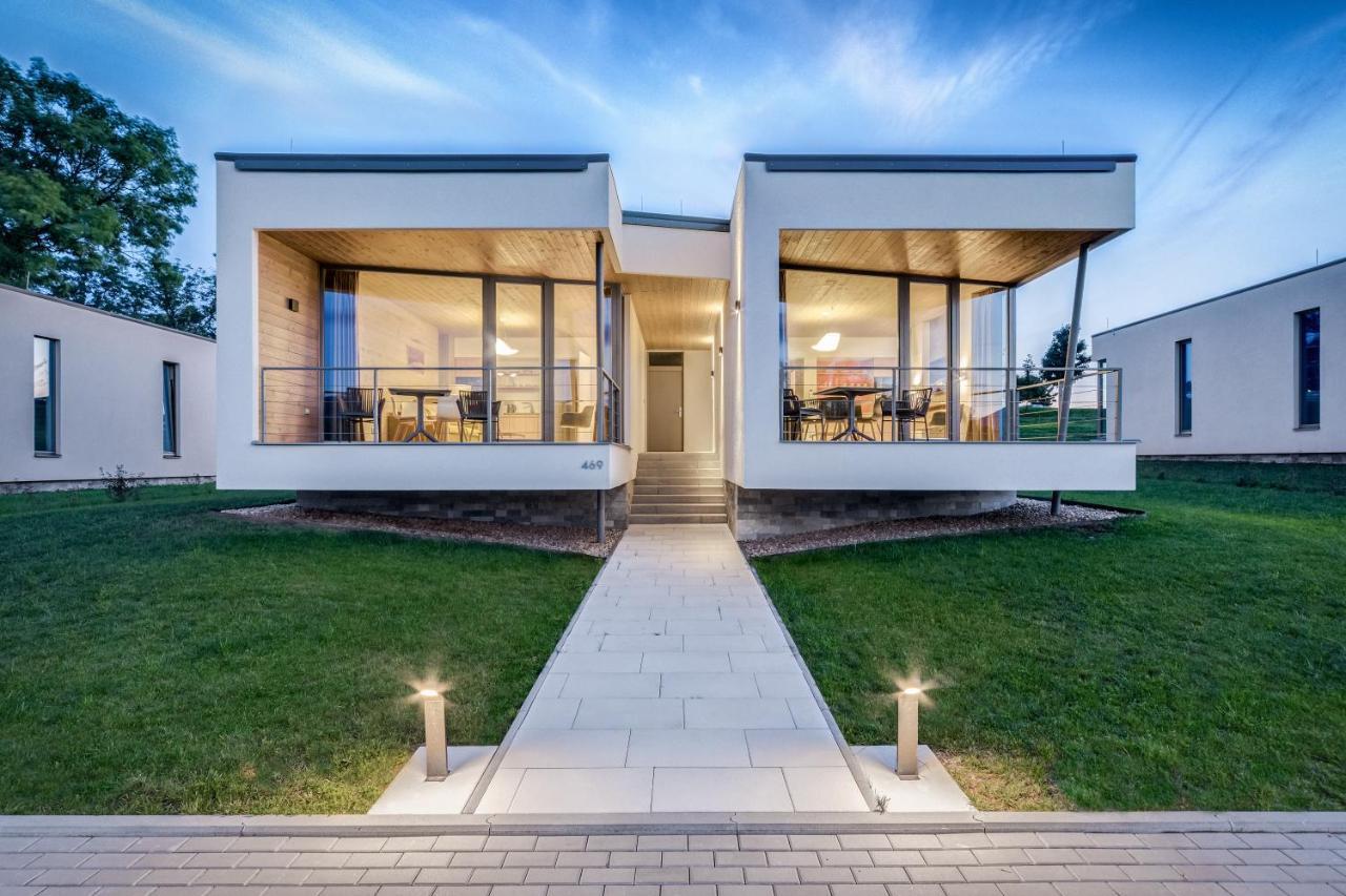 Apartmany Hradecek Mlade Buky Exterior photo